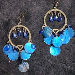 2 Pairs Of Dangle Earrings